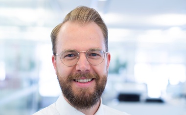 Robin Biesinger übernimmt Geschäftsführung bei ASYS Prozess- und Reinraumtechnik