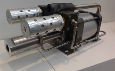 Achema 2012: Maximator stellt optimierte Pumpen für hohe Druckbereiche vor