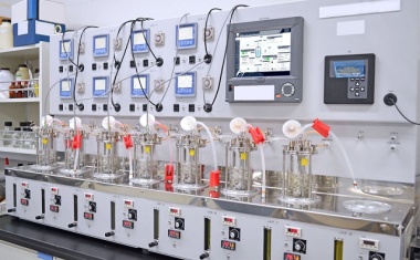 Software mit MTP-Baukasten für Prozess- und Laborautomation