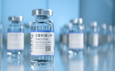 Folienetiketten von Herma mit UV-Laser variabel bedrucken