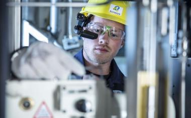 ABB und Bilfinger kooperieren für Effizienzsteigerung in der Prozessindustrie