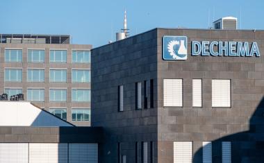 Chemiestandort Deutschland: Herausforderungen und Chancen im internationalen Wettbewerb