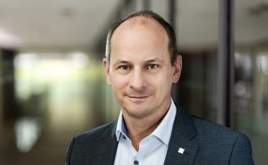 Prof. Constantin Häfner wird neuer Vorstand für Forschung und Transfer bei Fraunhofer