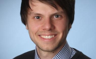 Tobias Blach erhält Willy-Hager-Preis für Forschung zur Wasseraufbereitung