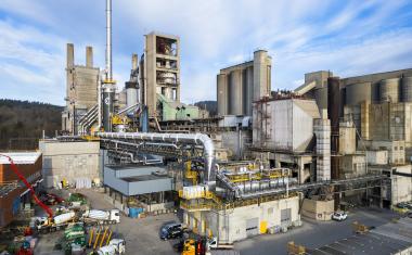 Heidelberg Materials: Erste industrielle CCS-Anlage der Zementbranche in Betrieb genommen