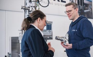 Fricke Abfülltechnik zeigt ATEX-konforme Anlagen für flüssige und pastöse Produkte auf der Fachpack 2025