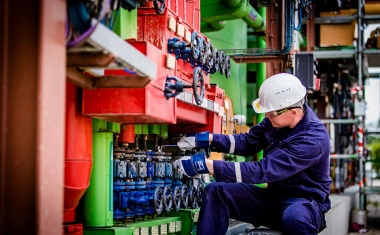 Bilfinger hält BASF Colors & Effects instand