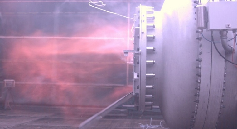 Erfolgreiche Druckentlastung einer Wasserstoffexplosion beim Rembe...