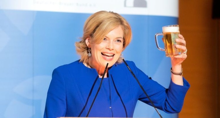 Abb.: Bundesministerin Julia Klöckner – Botschafterin des Bieres ©...