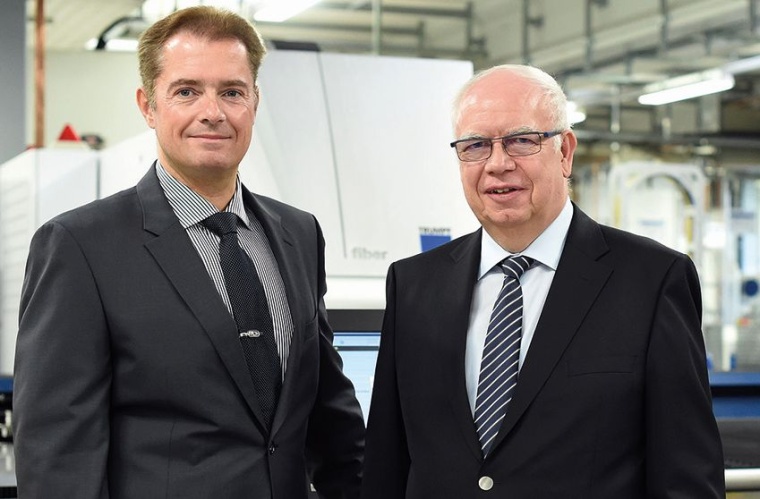 Abb.: Die geschäftsführenden Jumo-Gesellschafter blicken auf ein...