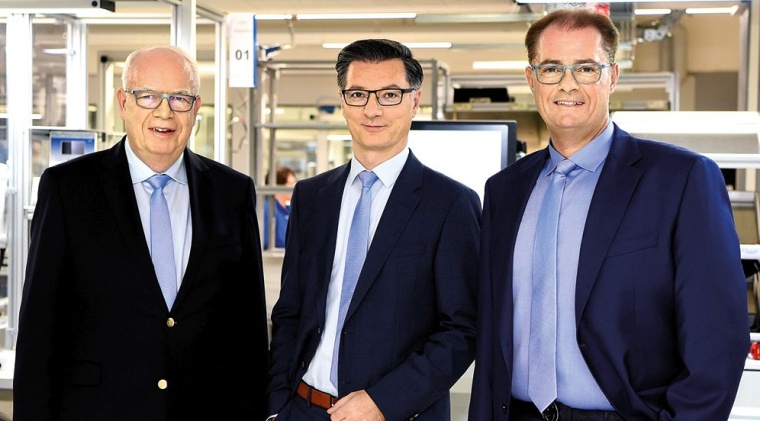 Abb.: Die Jumo-Geschäftsführung Bernhard Juchheim (Geschäftsführer und...