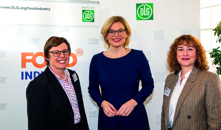 Abb.: Simone Schiller (Geschäftsführerin DLG-Fachzentrum Lebensmittel), Julia...