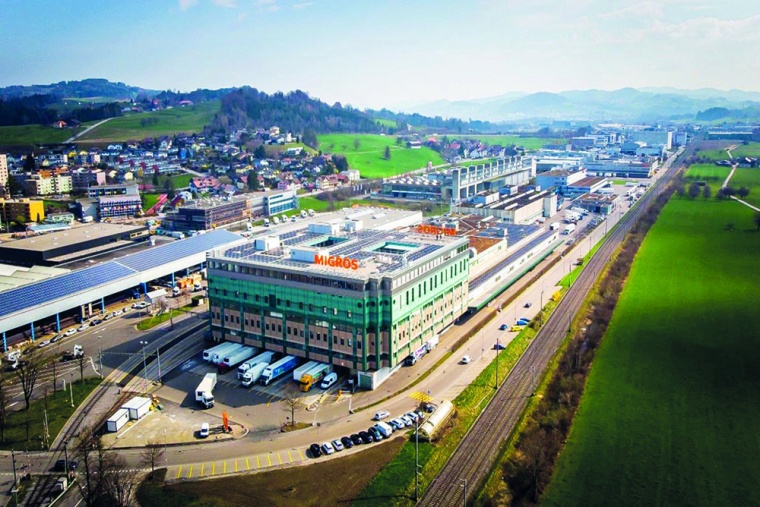 Abb. 1: Migros Ostschweiz ist der größte Einzelhändler der Ostschweiz und...